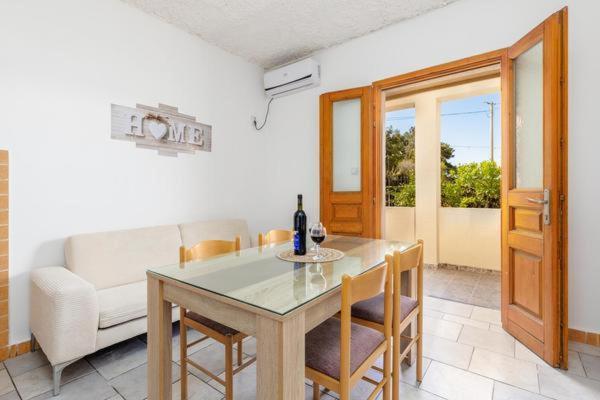 טיווט Apartments Ivo Bozinovic מראה חיצוני תמונה