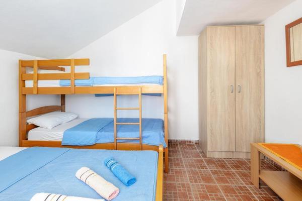 טיווט Apartments Ivo Bozinovic מראה חיצוני תמונה