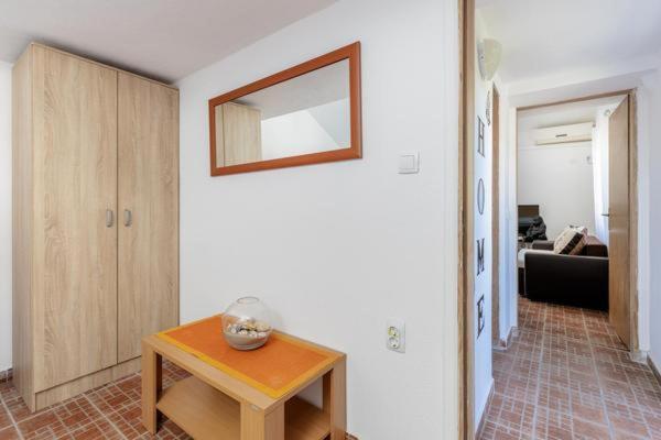 טיווט Apartments Ivo Bozinovic מראה חיצוני תמונה