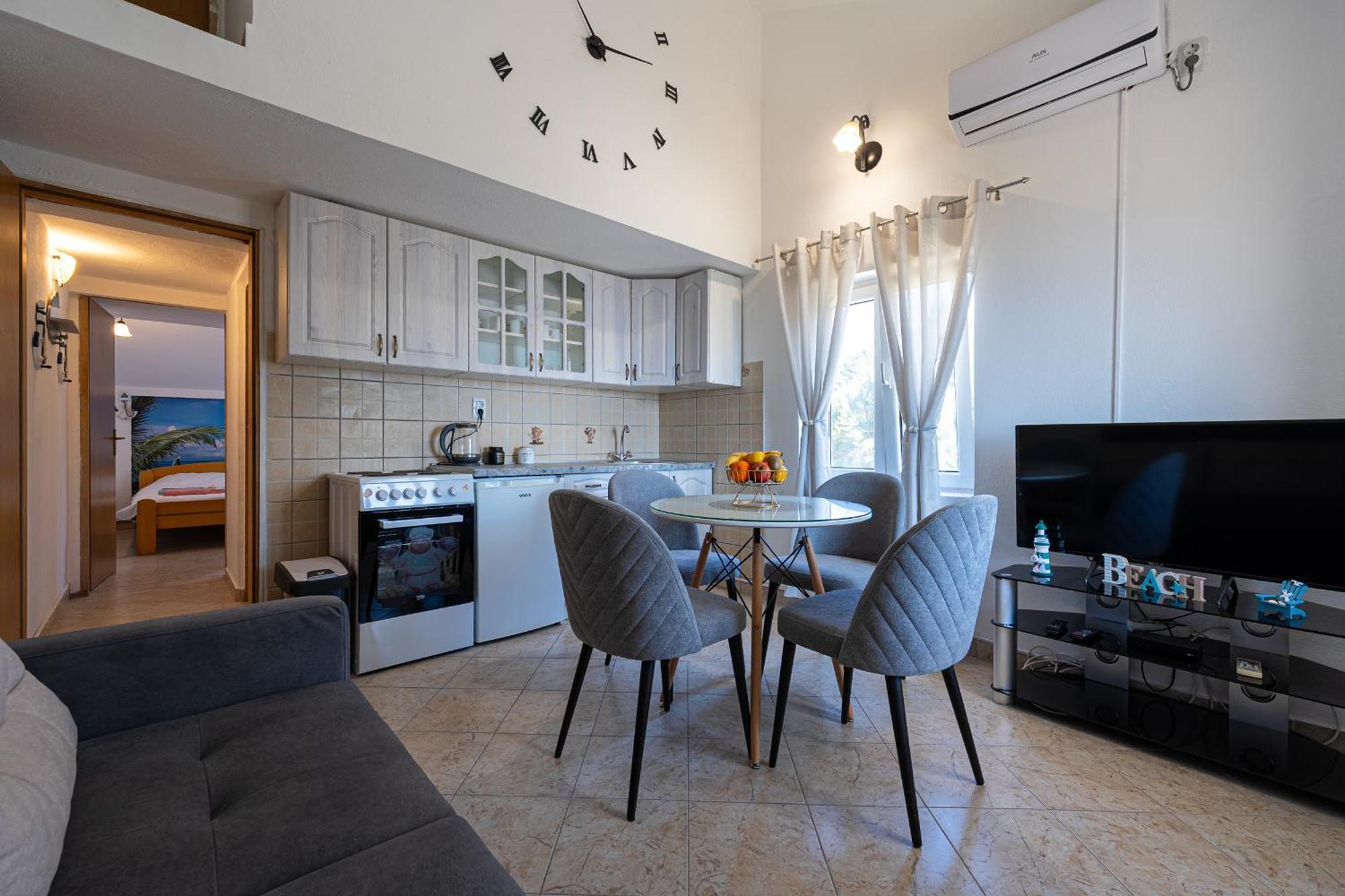 טיווט Apartments Ivo Bozinovic מראה חיצוני תמונה