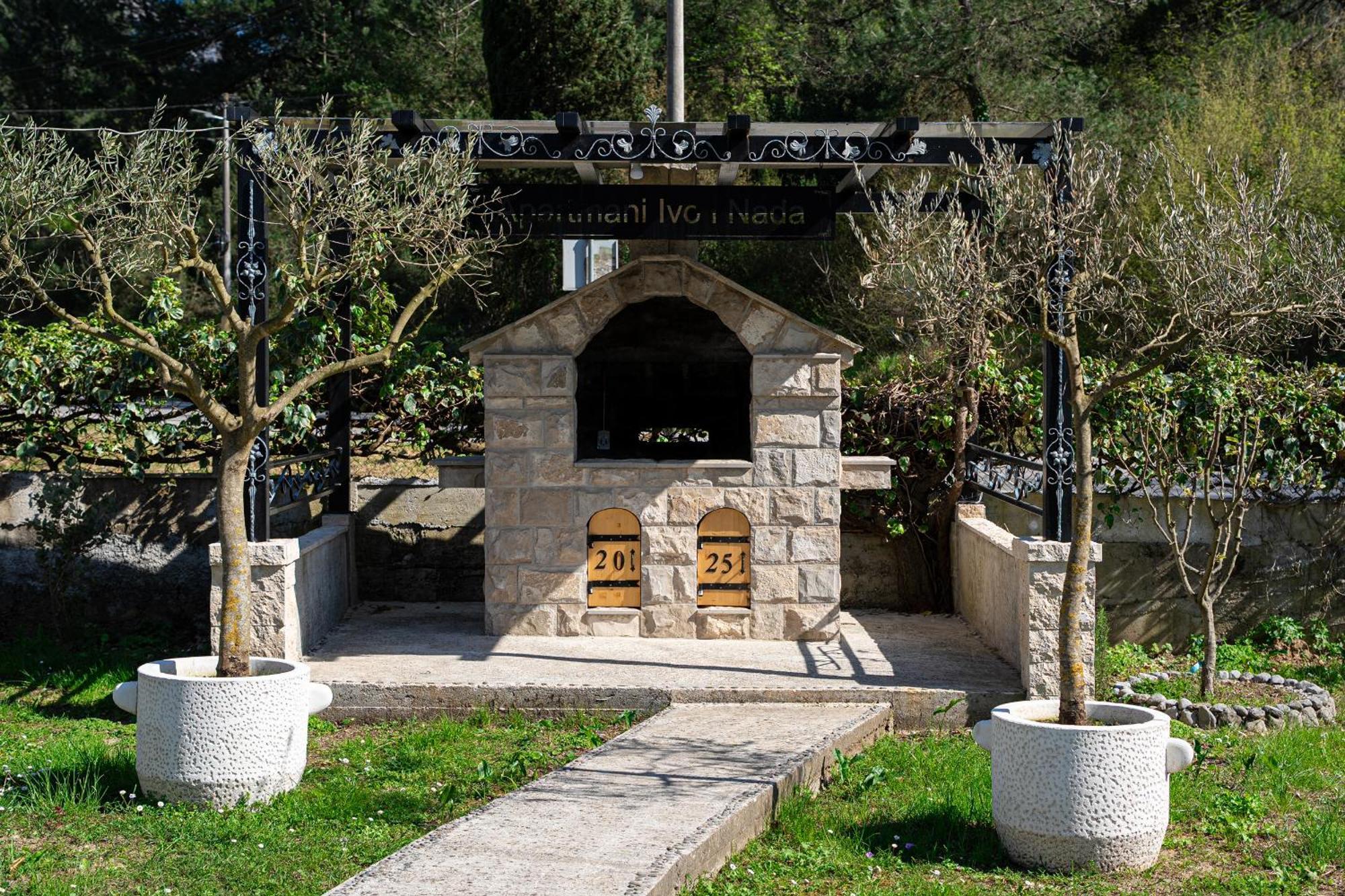 טיווט Apartments Ivo Bozinovic מראה חיצוני תמונה