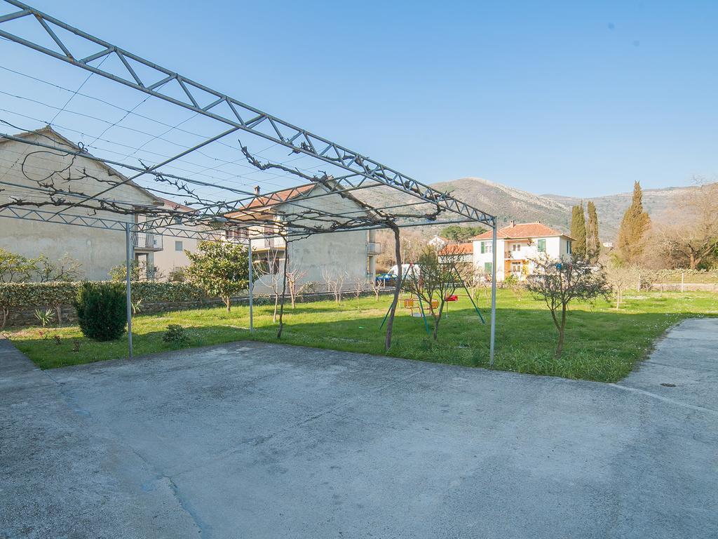 טיווט Apartments Ivo Bozinovic מראה חיצוני תמונה